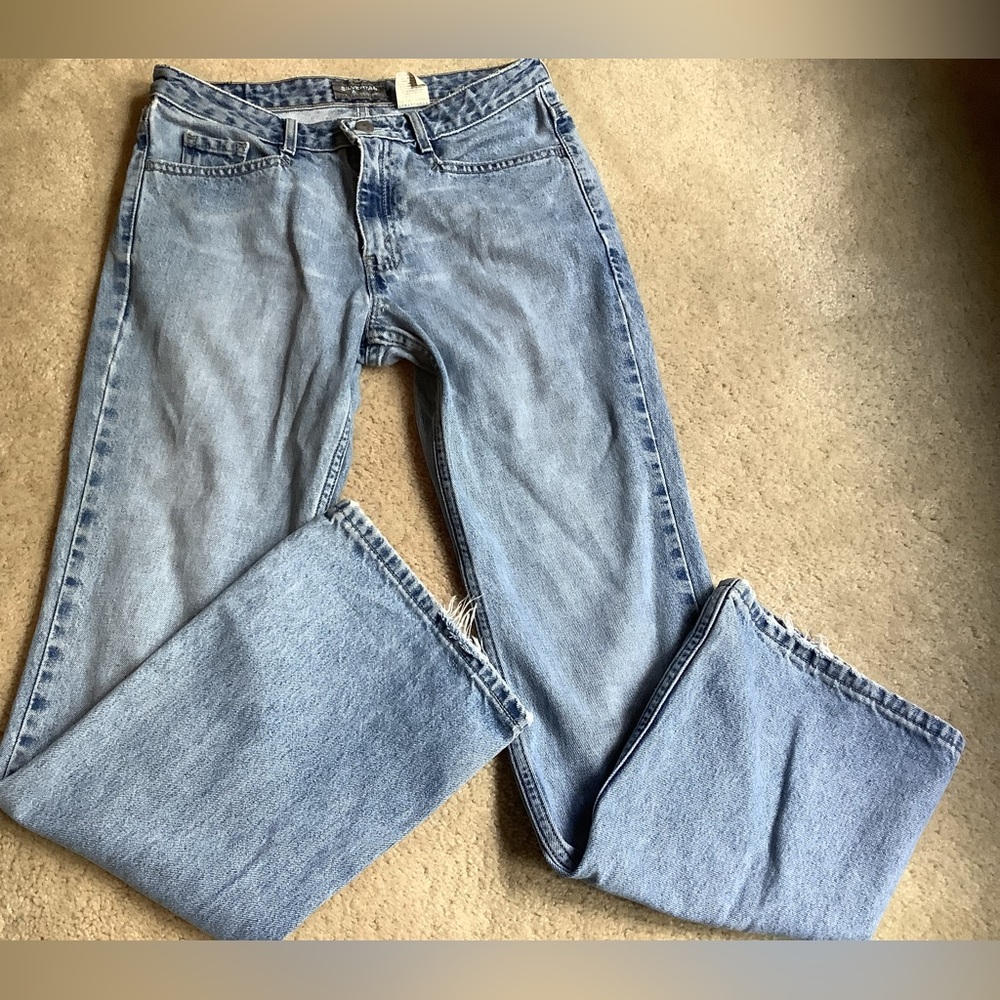 Levi’s Silvertab    3 S.  Made in Mexico, 100% cotton,  shows wear